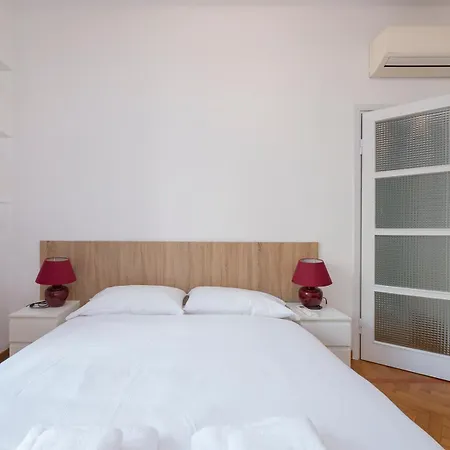 I-host Bright For 5 With Balconies Appartamento Milano