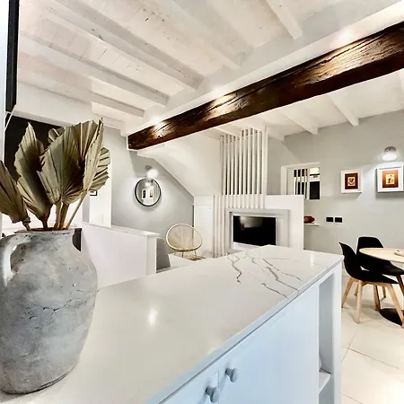 Ticinese Luxury Centro شقة ميلان