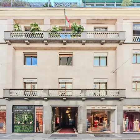 Easytopstay - Monte Napoleone Exclusive Living アパート