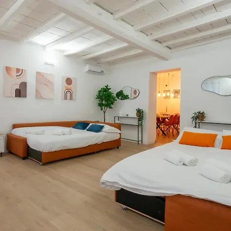I-host Ornato - Spacious 2br For 10 Guests With 3 Bathrooms *