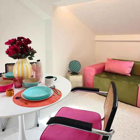 Apartamento In Center Duomo, Designed, Ac, Wi-fi, Metro Milão
