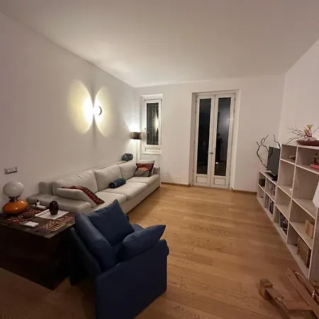 Attico Con Terrazzo Panoramico Apartment Mailand