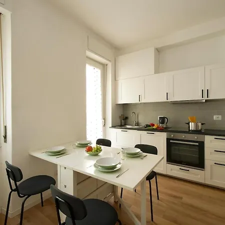 M4 Tolstoj Bilocale Moderno A 50m Dalla Metro Apartment Milan
