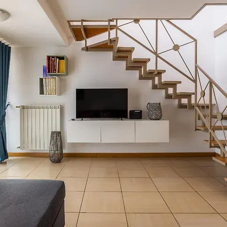 Porta Venezia Cozy And Comfortable Loft Apartment Mailand