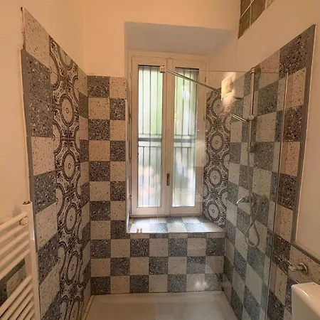 Apartment Charming Two-room Apartment, Just A Short Walk From The M1 And M2 Cadorna Subway Stations Mailand