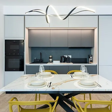 Free Parking -fiera- Premium 2br * Milano