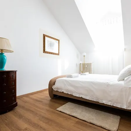 Santa Sofia Penthouses ميلان