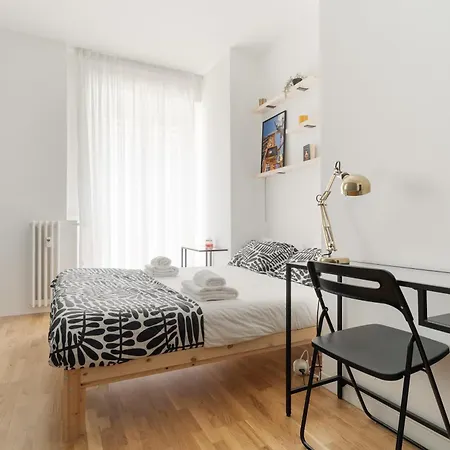 The Giambellino Diamond - 2 Baths - M4 Frattini Apartment *