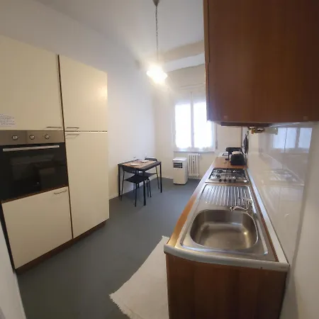 Apartment Delightful In The Portello Area For Two People *