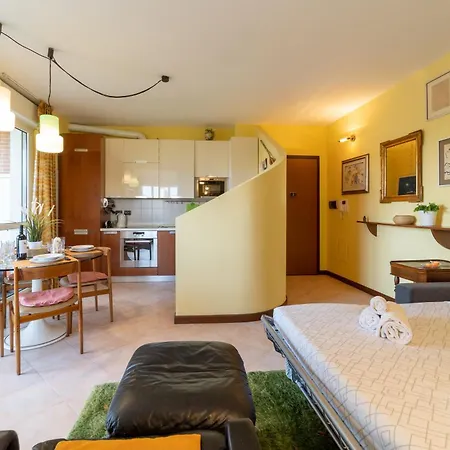 Rho Fiera - San Siro Stadium, Vintage House & Private Garage Daire *