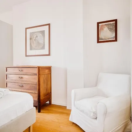 Апартаменты Top-floor Penthouse With Panoramic Terrace - 20 Minutes From San Siro & Duomo Милан
