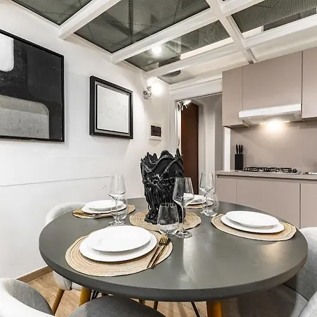 Elisabeth S Loft ميلان