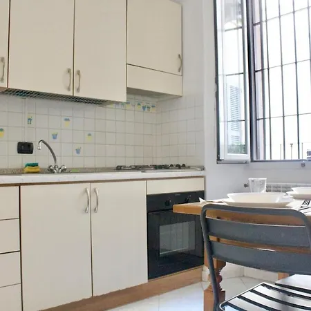 Classic 1-br Retreat Navigli District Milán