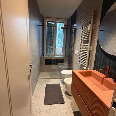 Gae Aulenti Exclusive Suite, 3 Bedrooms, 3 Bathrooms 130 Sqm *