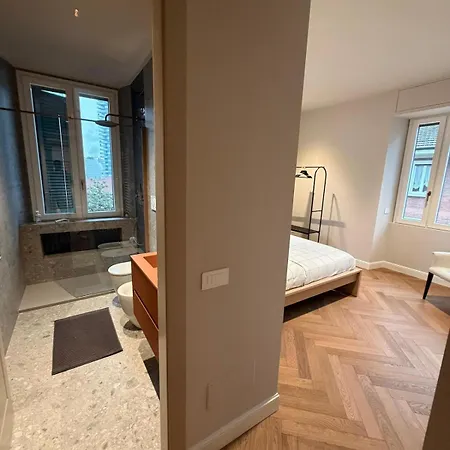 Gae Aulenti Exclusive Suite, 3 Bedrooms, 3 Bathrooms 130 Sqm Apartment *