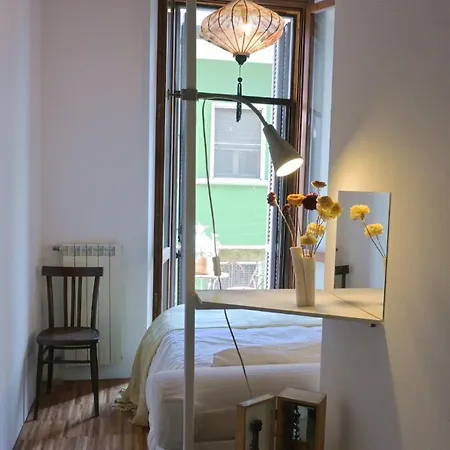 Design Apartment, 5 Minutes From Dergano Metro Station *