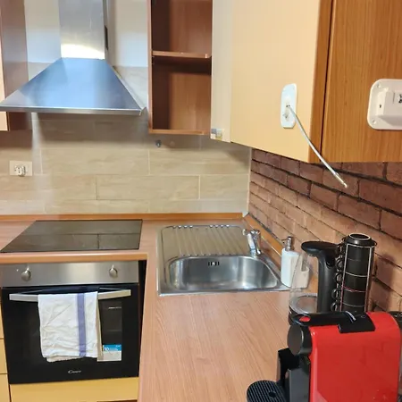 Modern Duomo - Ac, Fast Wi-fi & Self Check In And Subway M1 And M2 In 5 Mins Milão