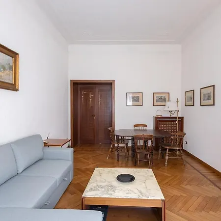 Large Comfort 6 Persons Close Downtown * Milaan