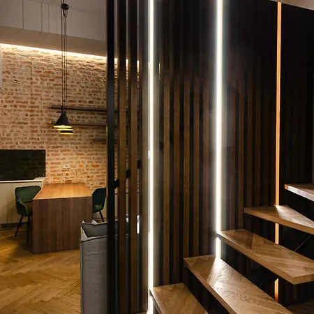 Casaravizza Milano-elegance & Privacy- Fast Wifi- 4min Shopping At Corso Vercelli Near Duomo & 8min Life Shopping District