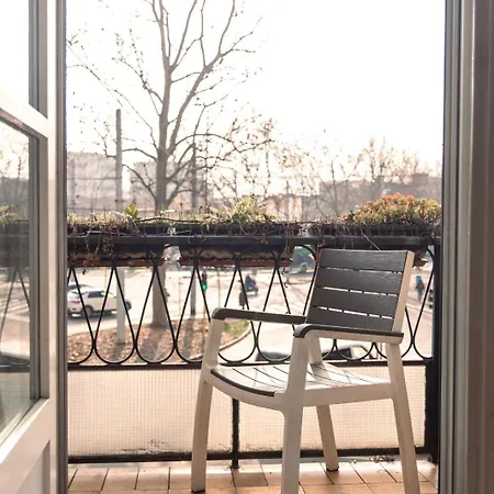 Casa Cesarita * Milan