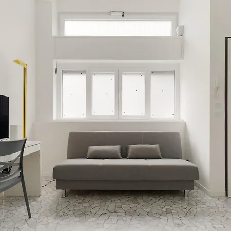 Appartement Guesthost - Cozy Flat Near & Grec0 Pirelli Stations