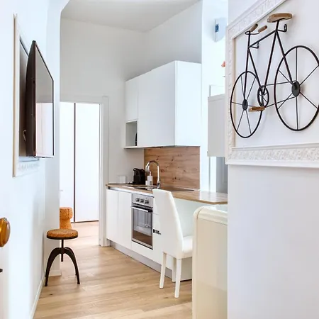 Easylife - - Bertacchi 1s - Daire Milano