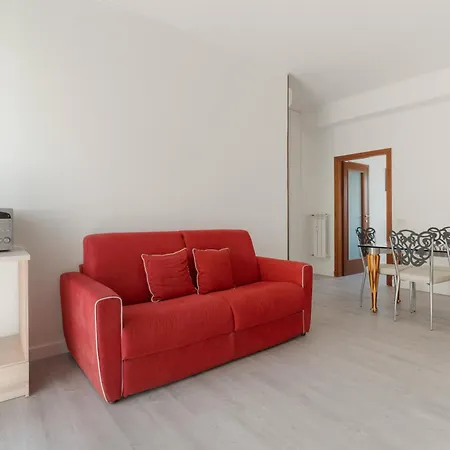 Guesthost - Comfy Balcony Navigli Daire