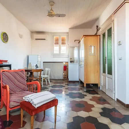Apartment Stradivari Attic