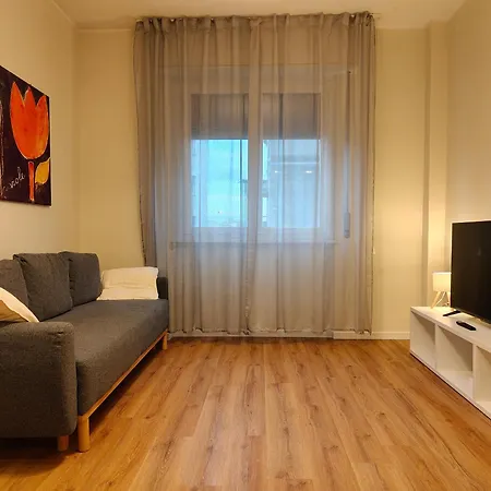 Spacious & Smart Position * Mailand