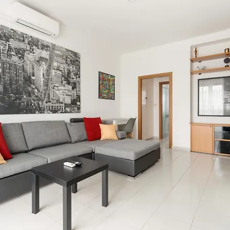 Guesthost - Cozy Crescenzago Mm2 Apartment Mailand