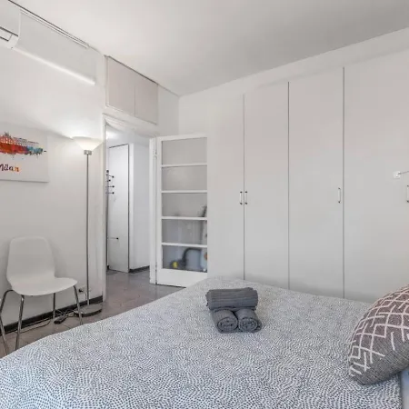 Apartamento Charming Attic With Terrace - Wi-fi Netflix Milão