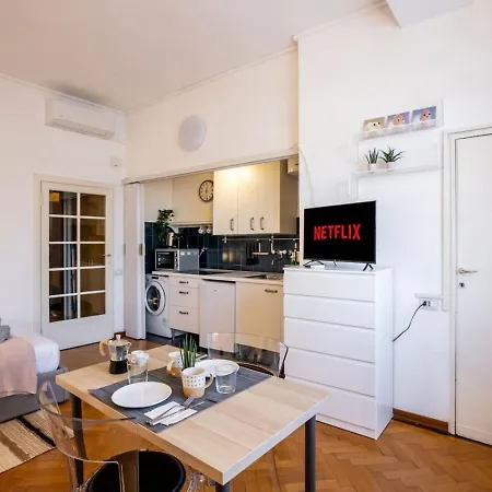 Duomo 10min - Cozy - Metro 2min Apartmán *