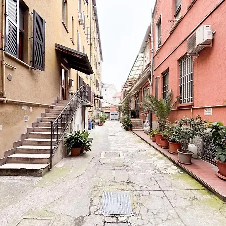 דירה Host4u , O Host Nolo Cozy Loft In *