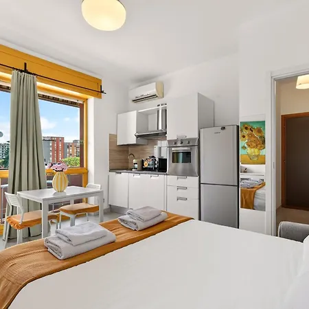 아파트 Urban House Romolo Garden View - Navigli 밀라노