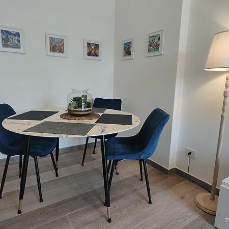 Sansiromilano - 50m Stadium, Duomo, Rho Fiera & Mico By Metro Apartmán
