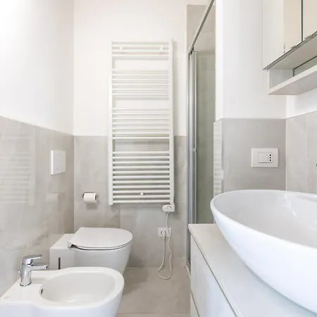 Duomo-navigli 8 Min Walk - With Terrace * Milano