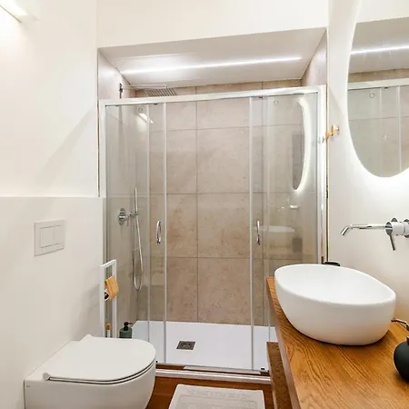 Appartamento Morosini 21 Elegant In Risorgimento District *