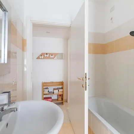 Apartamento Sempione Chic Flat, Arco Della Pace, 20 Minutes From The Duomo Milán
