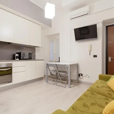 Apartamento Paolo Sarpi - Arco Della Pace - Tipico Bilocale Milanese *
