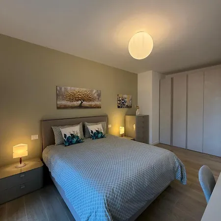Domus Apartment