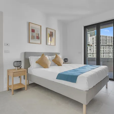 Feel Uptown Fiera With Terrace & Garage By Ndp Rent