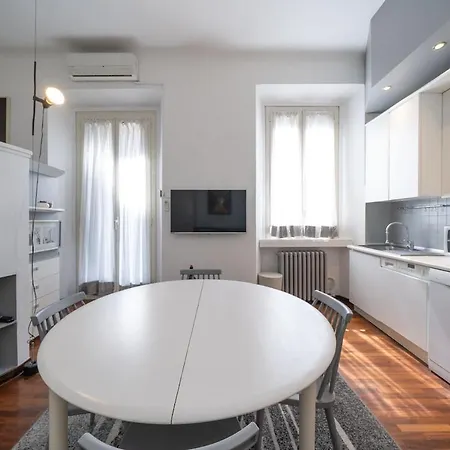 Liberty Courtyard - Charming Flat In Sempione Apartamento Milán