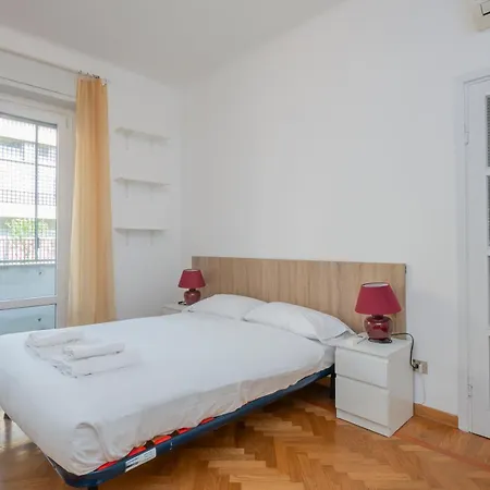 I-host Bright For 5 With Balconies Appartamento Milano