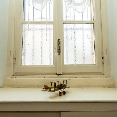 شقة Casa Enissa, 20 Min From Duomo - 10 Min From Peace Arch