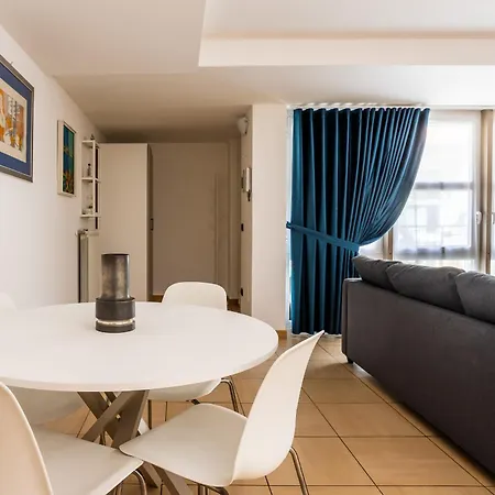 Porta Venezia Cozy And Comfortable Loft Apartment