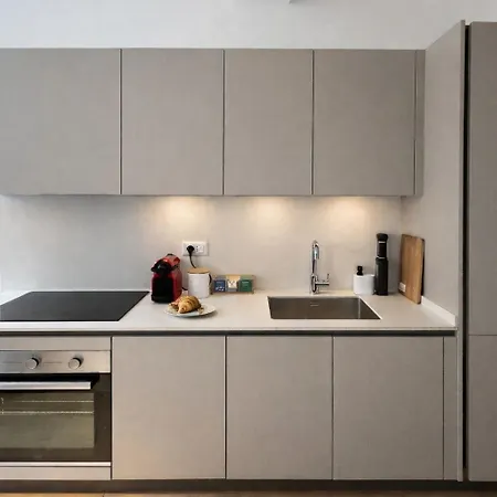 Apartment Casa Brioschi 7min Navigli & 4min Bocconi University- Fast Wifi