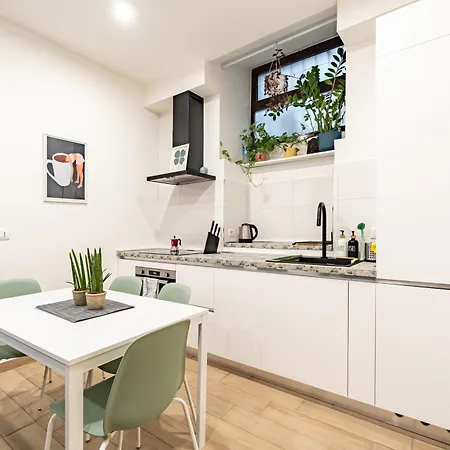Vivimihome Elegant Near Porta Romana * ميلان