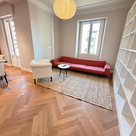 Gae Aulenti Exclusive Suite, 3 Bedrooms, 3 Bathrooms 130 Sqm Apartment