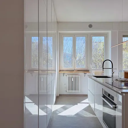 Апартаменты Homeby - The Clover Милан
