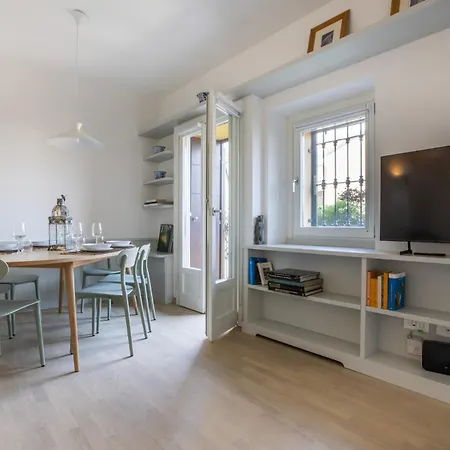 Bright Modern Flat In Centre Apartment *